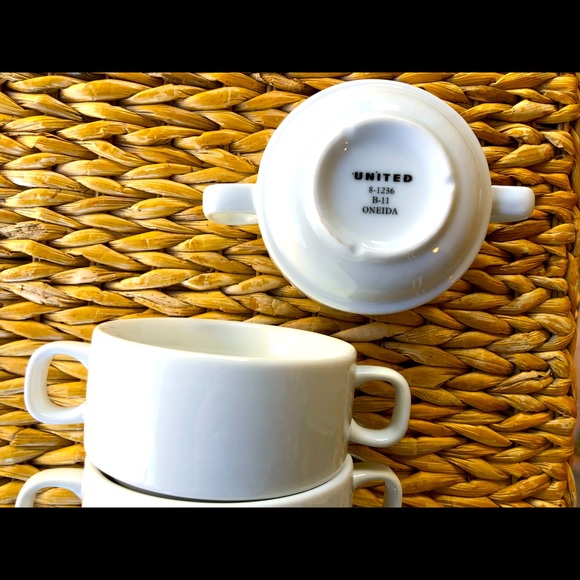 5 STACKABLE ONEIDA 1st Class soup bowls - Picture 4 of 9